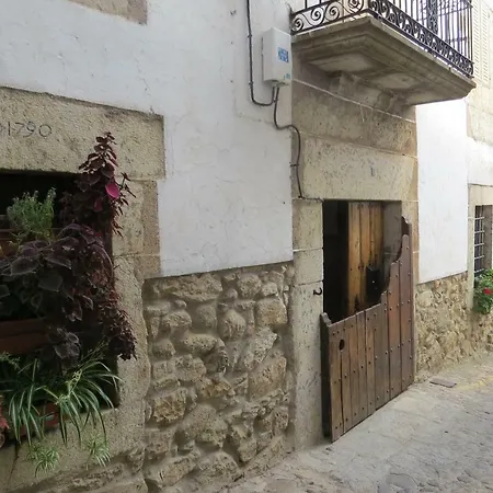 Casa Fernandez